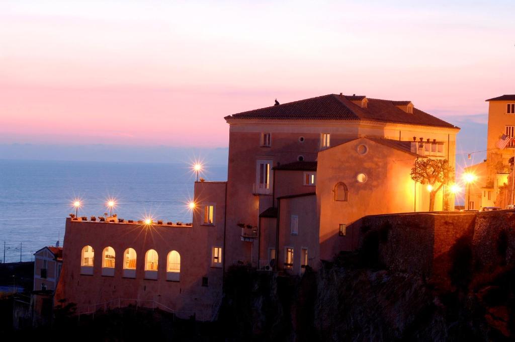 Hotel Ristorante Le Clarisse Amantea Εξωτερικό φωτογραφία